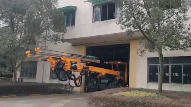 Hydraulic Tunneling Drilling Rig
